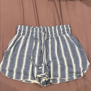 Hollister Striped Blue and White Women's Shorts